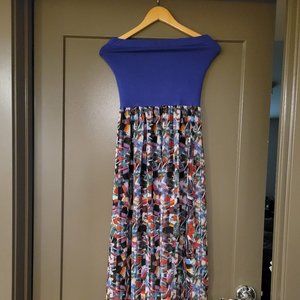 Bandeau long dress with peekaboo back